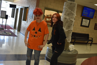 Joey and Sarah flex on Halloween